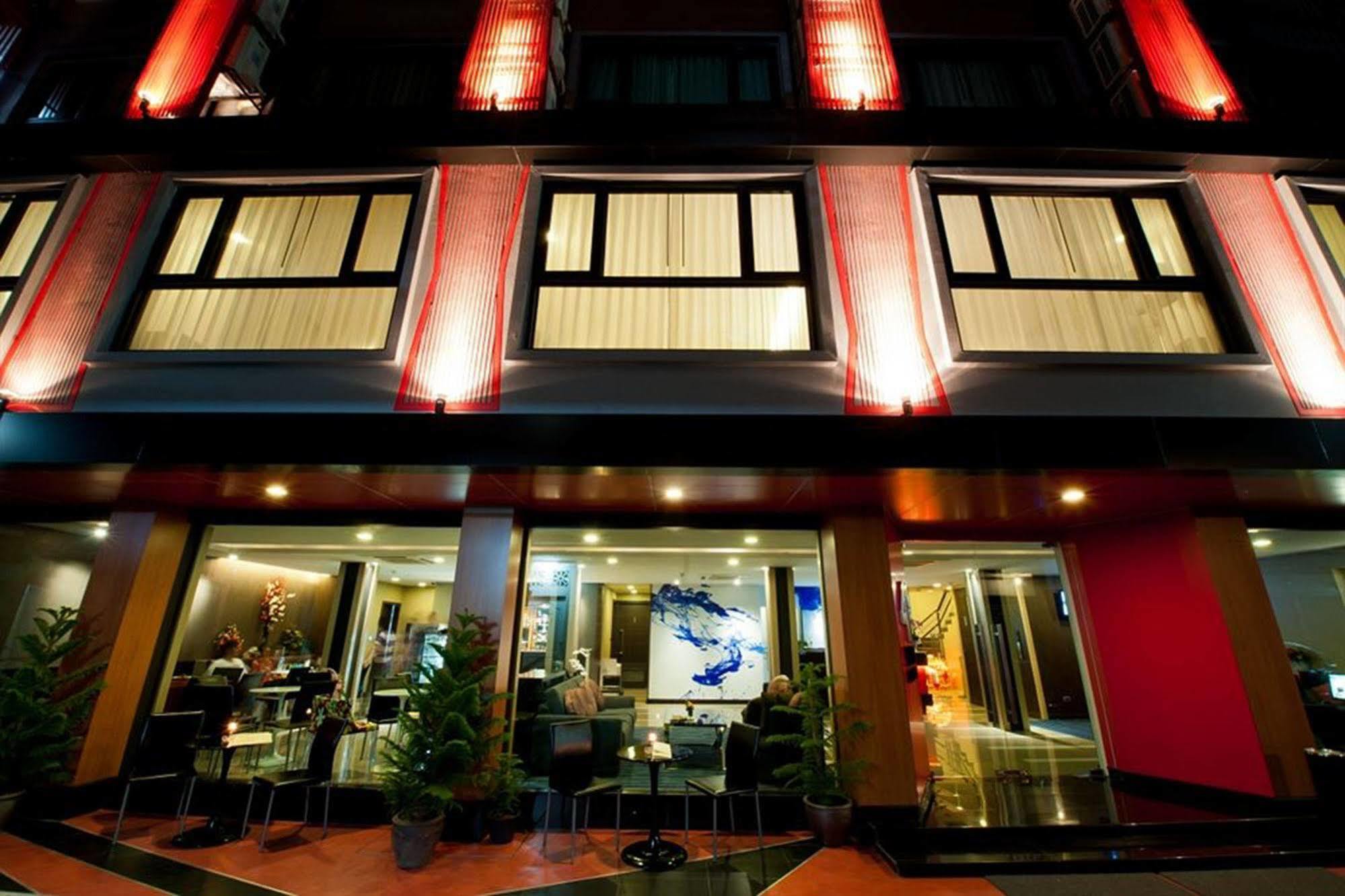 曼谷41号套房酒店 外观 照片